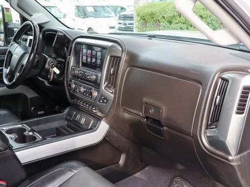 Used 2019 Chevrolet Silverado 2500 LTZ w/ Duramax Plus Package image 41