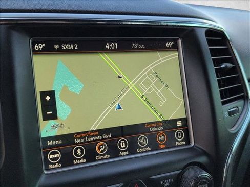 Used 2018 Jeep Grand Cherokee Altitude image 13