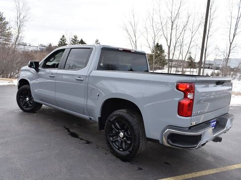 Used 2024 Chevrolet Silverado 1500 LT w/ Z71 Off-Road Package image 8