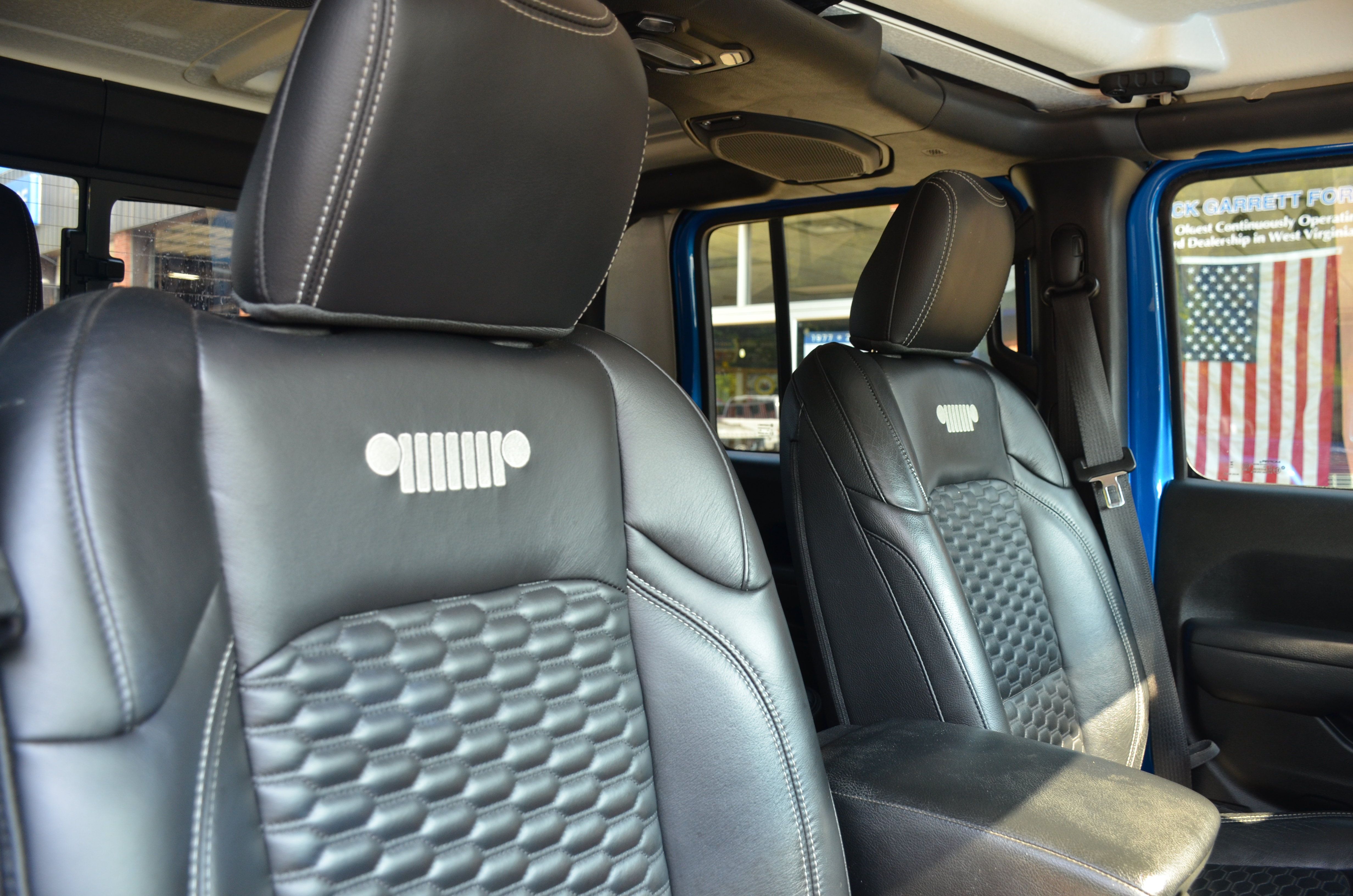 Used 2023 Jeep Gladiator Sport AWD/4WD image 38