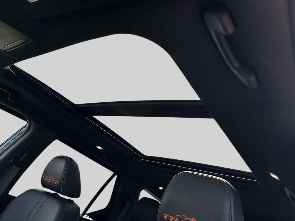 Certified 2024 Honda Pilot TrailSport image 15