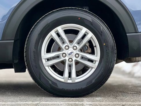 Used 2021 Ford Explorer XLT image 40