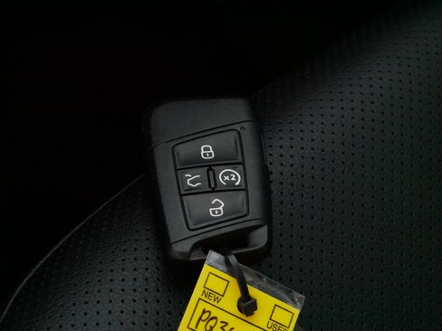 Certified 2023 Volkswagen Jetta SEL FWD image 30
