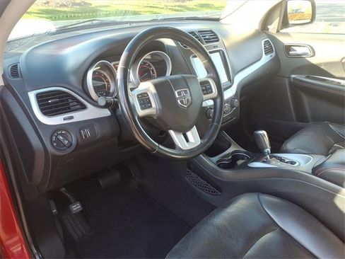 Used 2019 Dodge Journey GT w/ Driver Convenience Group image 7