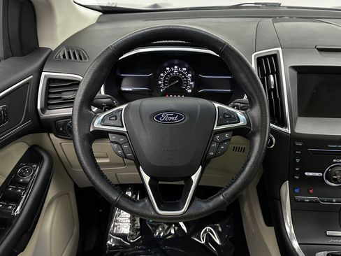 Used 2016 Ford Edge Titanium w/ Equipment Group 301A image 30