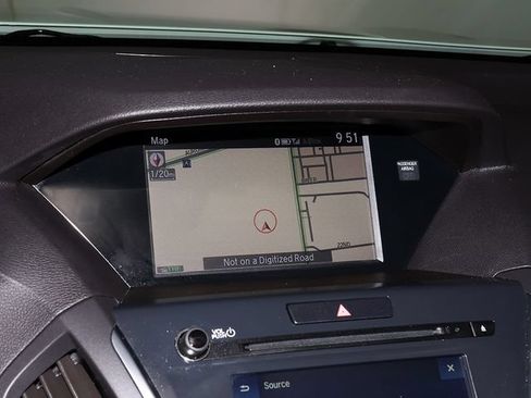 Certified 2018 Acura MDX SH-AWD w/ Technology Package image 19