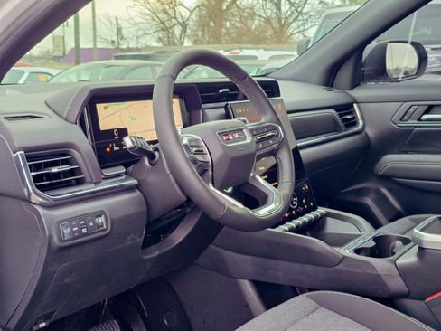 Used 2026 GMC Terrain Elevation image 9