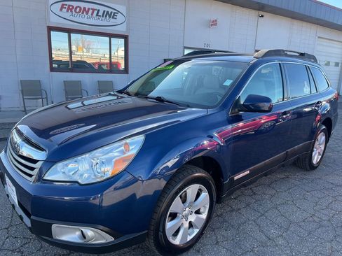 Used 2011 Subaru Outback 2.5i Premium w/ All-Weather Pkg image 1