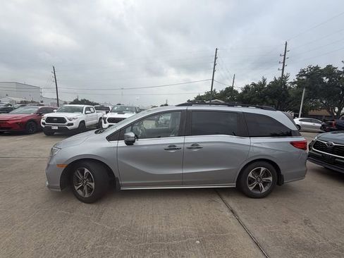 Used 2019 Honda Odyssey Touring image 8