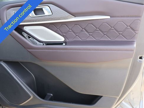Certified 2025 Ford Explorer Platinum w/ LUX Leather Package AWD/4WD image 9