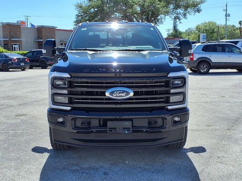 Used 2025 Ford F250 Platinum AWD/4WD image 2