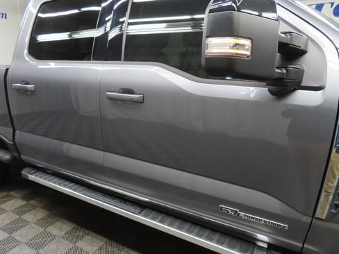 Used 2024 Ford F350 Lariat image 39