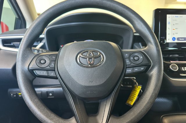 Used 2026 Toyota Corolla LE FWD image 24