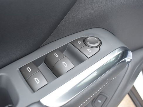 New 2026 Chevrolet Traverse LT w/ Driver Confidence Package FWD image 12
