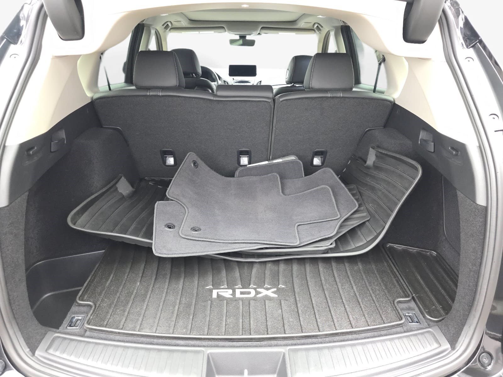 Used 2023 Acura RDX w/ Technology Package FWD image 27