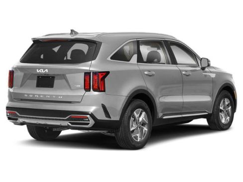 Used 2022 Kia Sorento S FWD image 2