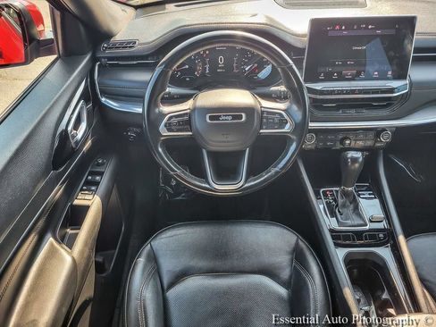 Certified 2022 Jeep Compass Limited AWD/4WD image 19