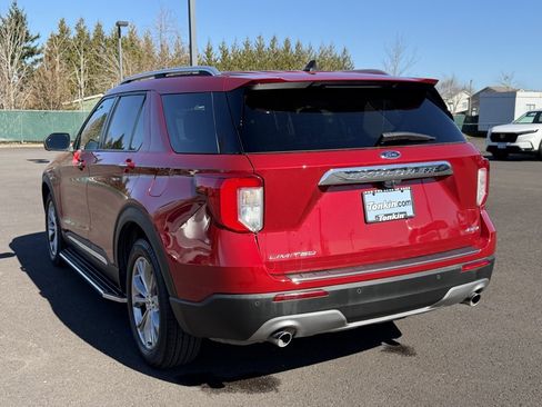 Used 2022 Ford Explorer Limited image 6