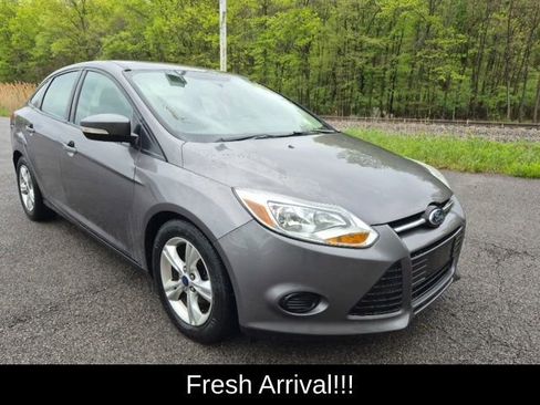 Used 2014 Ford Focus SE FWD image 4