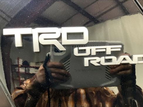 Certified 2024 Toyota 4Runner TRD Off-Road Premium AWD/4WD image 9
