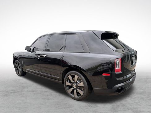 Certified 2023 Rolls-Royce Cullinan w/ Cullinan Package image 3