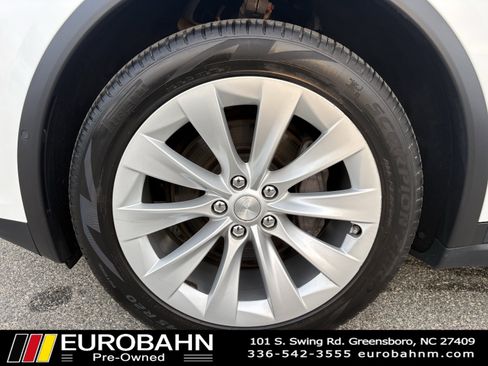 Used 2021 Tesla Model X Long Range image 33