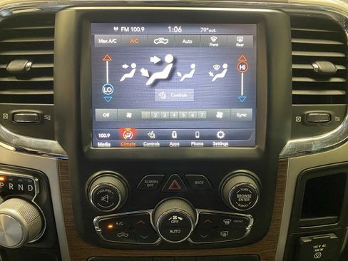 Used 2018 RAM 1500 Laramie image 35