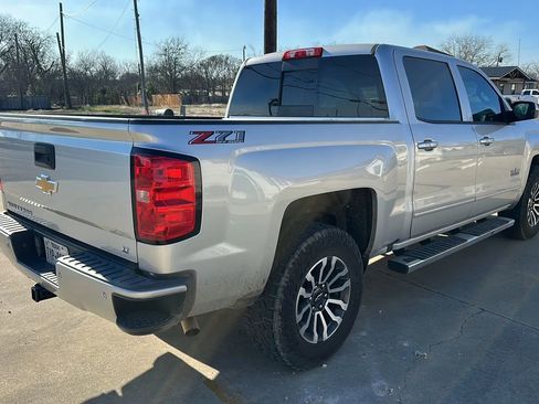 Used 2018 Chevrolet Silverado 1500 LT w/ Texas Edition image 5