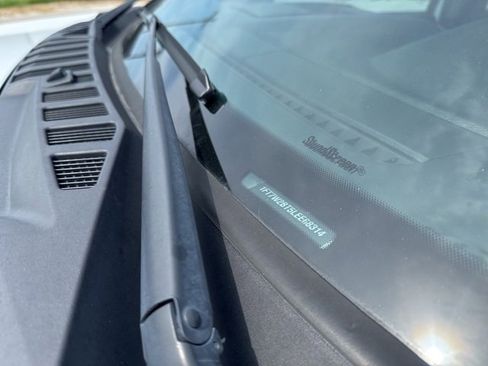 Used 2020 Ford F250 Lariat w/ Lariat Value Package image 17