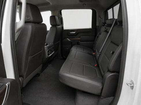 Used 2022 GMC Sierra 1500 SLT AWD/4WD image 4