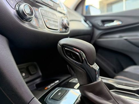 Used 2024 Chevrolet Equinox Premier image 35