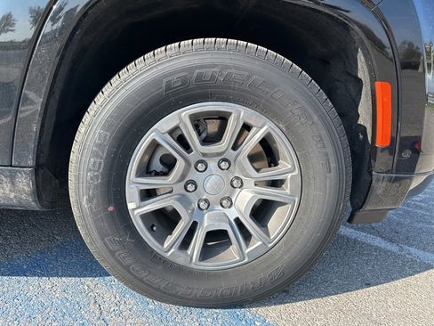 New 2024 Jeep Wagoneer 4WD w/ Convenience Group I image 13