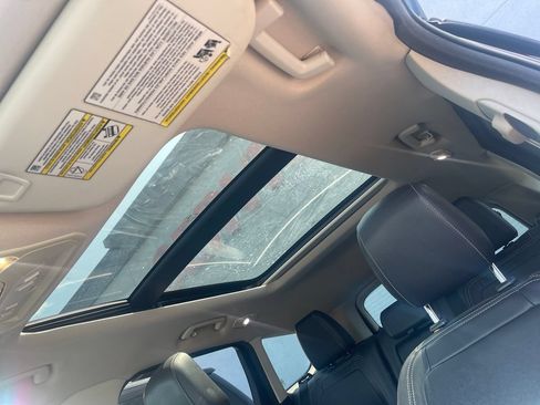 Used 2018 Ford Escape SEL AWD/4WD image 33