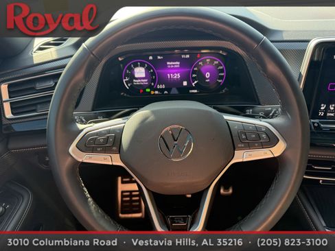 Certified 2025 Volkswagen Atlas Cross Sport SEL Premium R-Line image 19