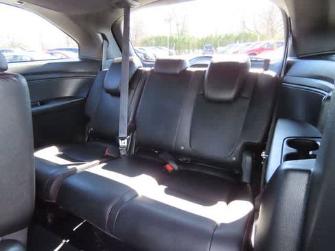 Certified 2023 Honda Odyssey Sport image 15