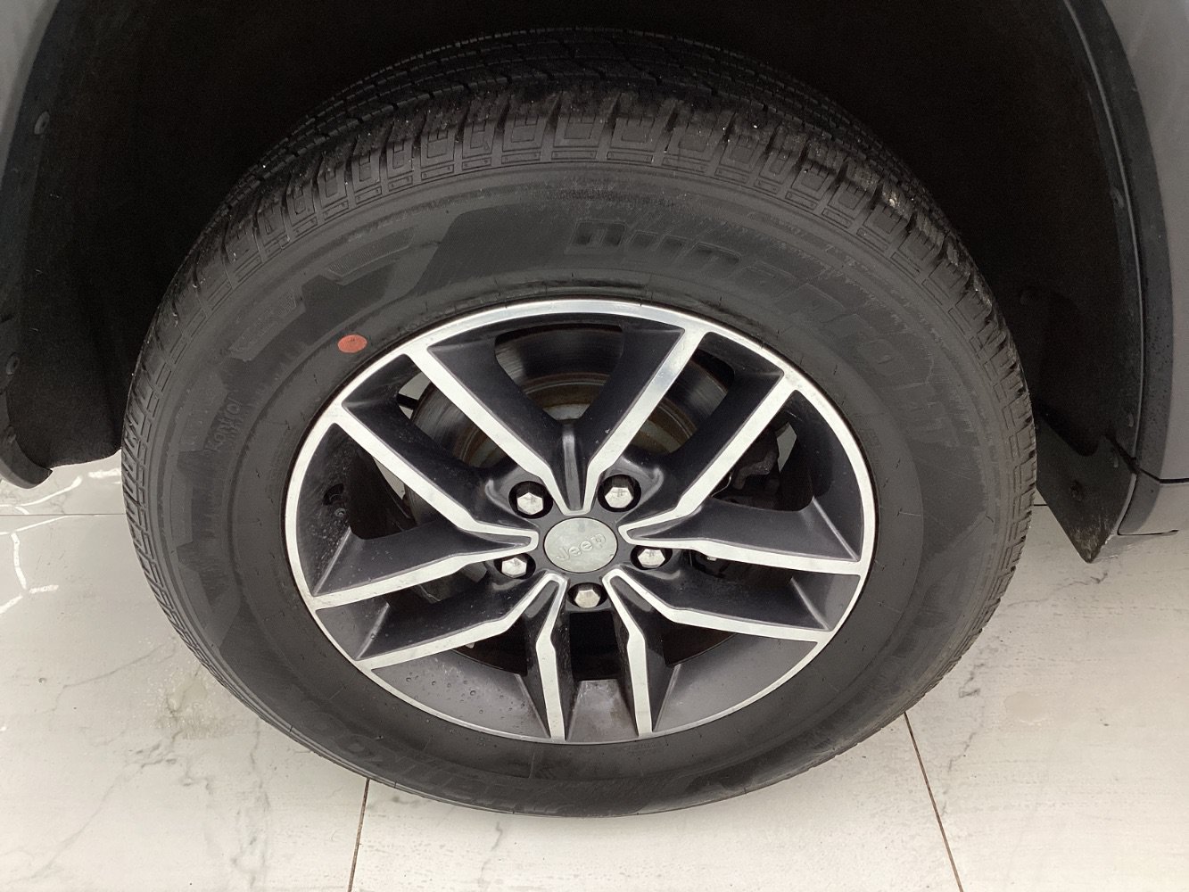 Used 2018 Jeep Grand Cherokee Limited AWD/4WD image 49