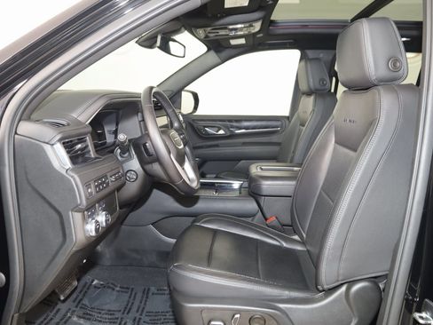 Used 2022 GMC Yukon Denali image 12