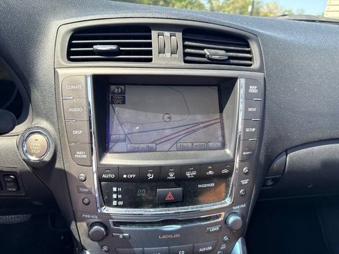 Used 2010 Lexus IS 250C RWD image 13