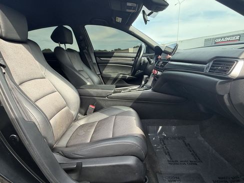 Used 2021 Honda Accord Sport image 18