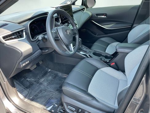 Certified 2025 Toyota Corolla XSE FWD image 10