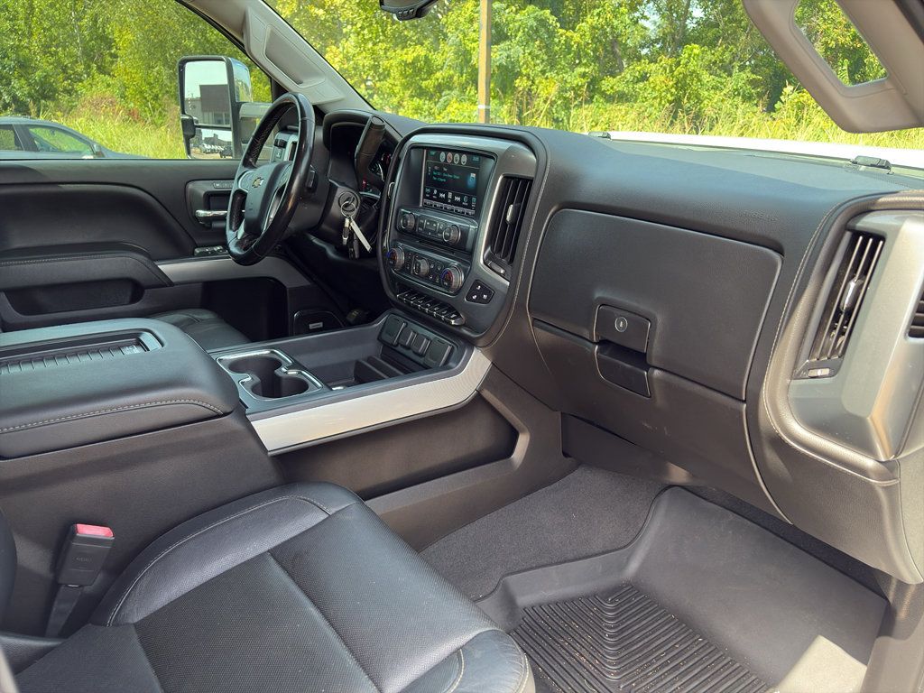 Used 2019 Chevrolet Silverado 2500 LTZ w/ Duramax Plus Package AWD/4WD image 12