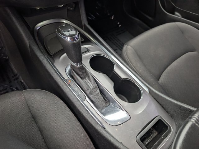 Used 2020 Chevrolet Malibu LT FWD image 29