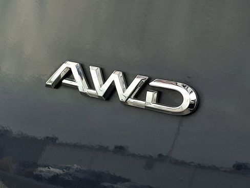 Used 2024 Toyota Grand Highlander Platinum image 32