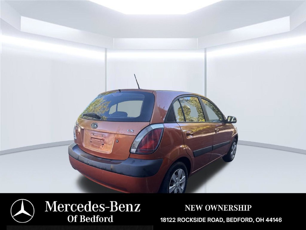 Used 2009 Kia Rio5 w/ PWR Pkg FWD image 5
