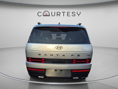 Certified 2024 Hyundai Santa Fe XRT AWD/4WD image 4