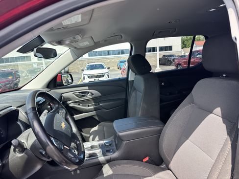 Used 2019 Chevrolet Traverse LT FWD image 6