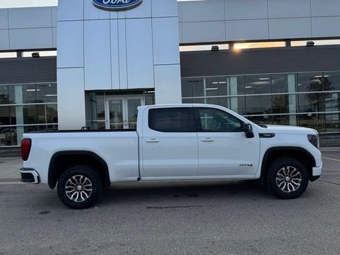 Used 2023 GMC Sierra 1500 AT4 w/ AT4 Preferred Package AWD/4WD image 45