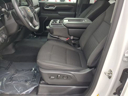 Certified 2025 Chevrolet Silverado 2500 LT w/ Convenience Package AWD/4WD image 16