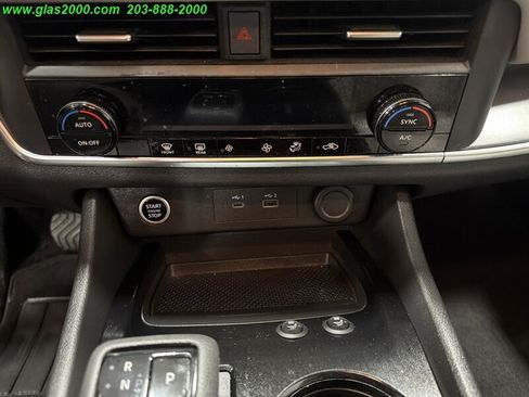 Used 2023 Nissan Rogue SV AWD/4WD image 27