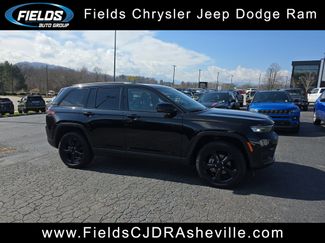 Used 2023 Jeep Grand Cherokee Altitude video 1